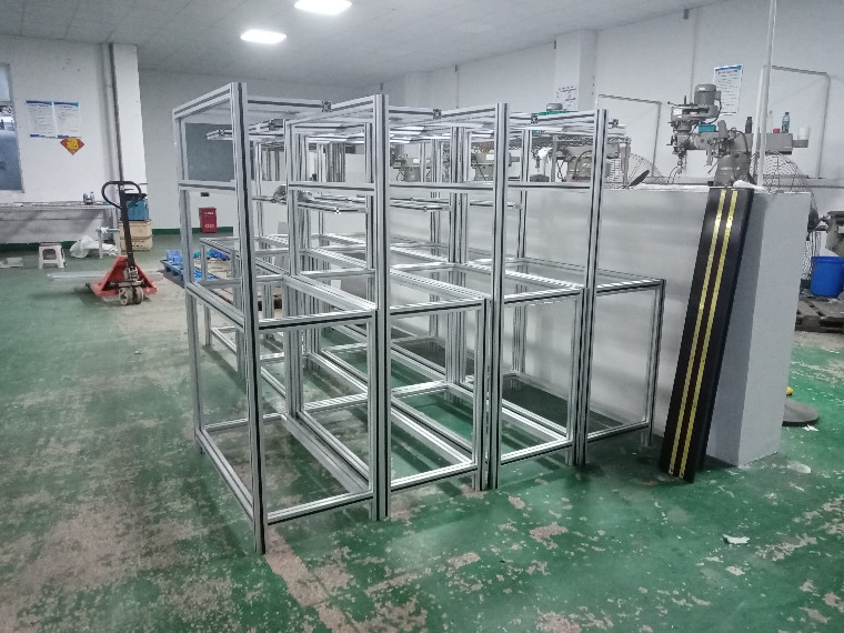 定制鋁型材設備機柜需要哪種工業鋁材？